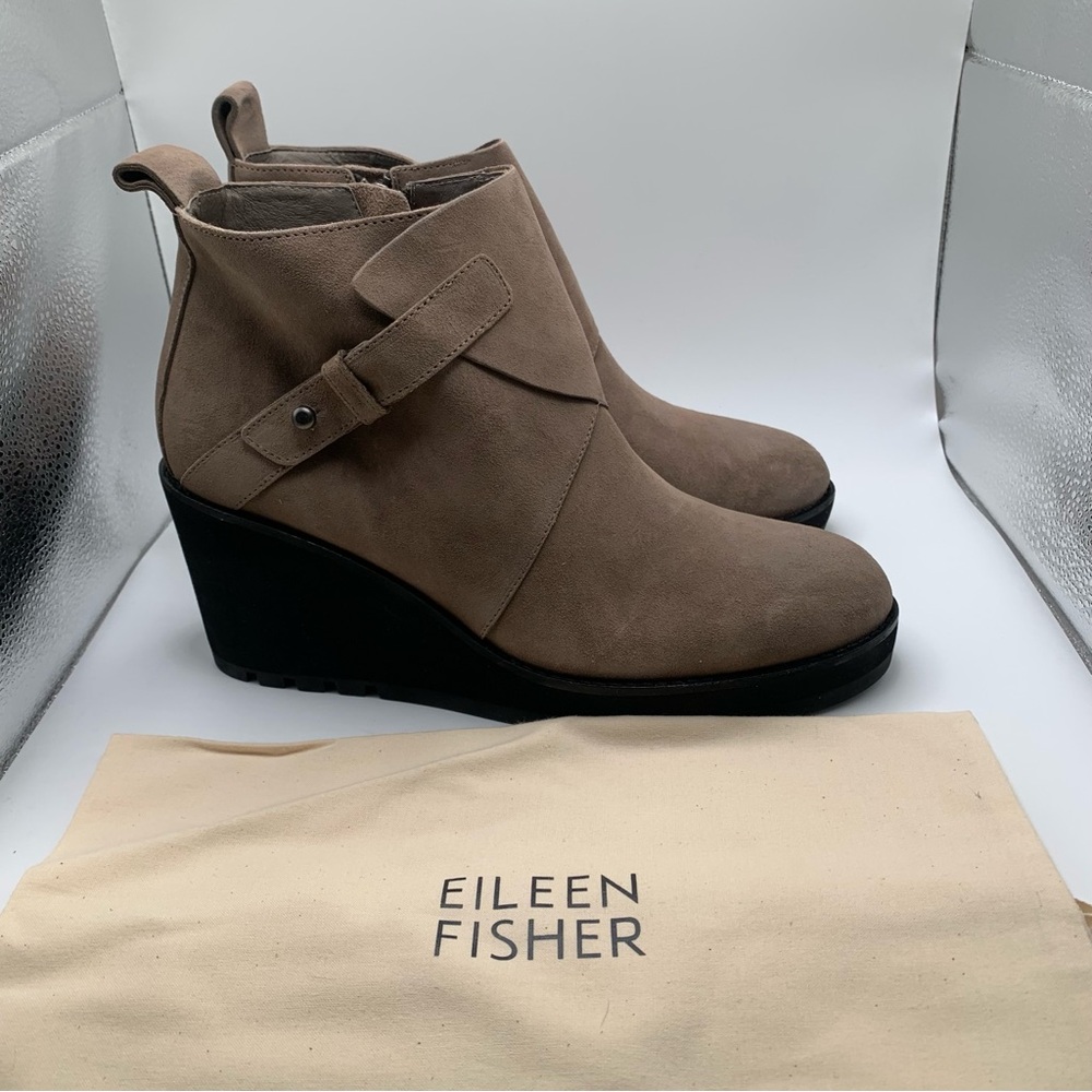 NWOB Eileen Fisher Womens Shoes Tinker Black Wedge Bootie in Suede size 10 2575